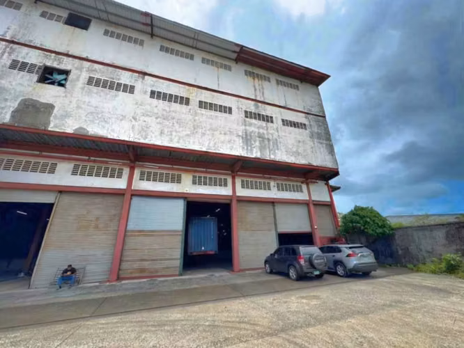 VENTA BODEGA ZONALIBRE COCOSOLITO 4 ESPACIOS EN RAMPA VV