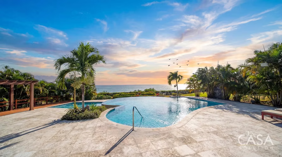 Bonito Condominio de 3 Recámaras en venta en La Ensenada, San Carlos