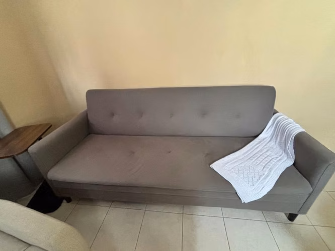 SALE SOFA BED PER MOVE