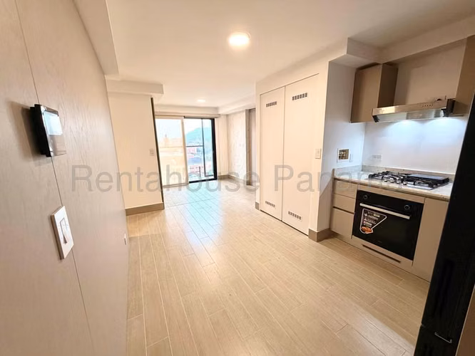 Apartamento en Alquiler en Bella Vista JG