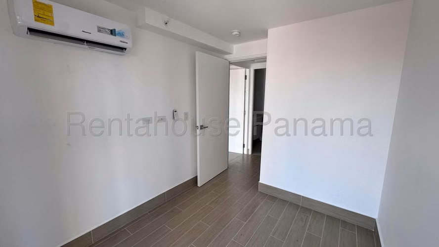 Apartamento en Alquiler en Bella Vista JG