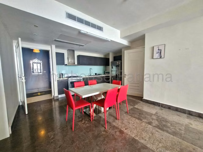Apartamento en Alquiler en Avenida Balboa JG