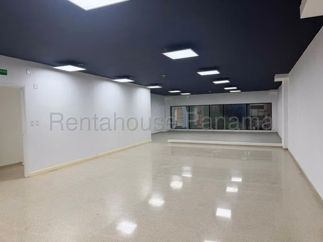 Local Comercial en Alquiler en Chanis JG