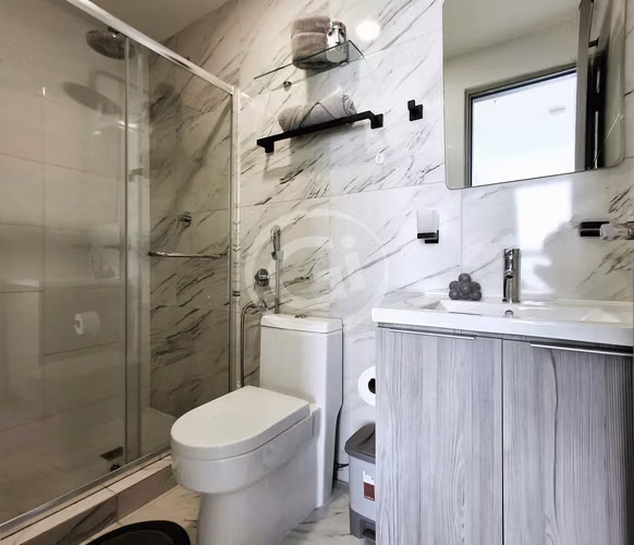 Venta Apartamento Listo para Alquilar en The Sands Piso Alto. La mejor Vista al Mar