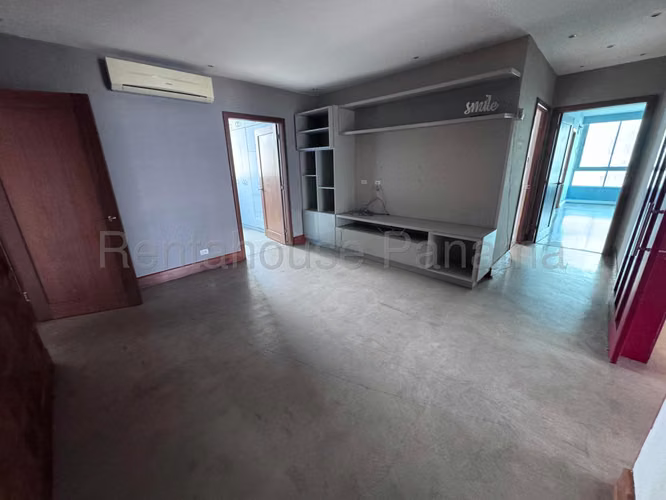 Venta Apartamento Avenida Balboa - YD