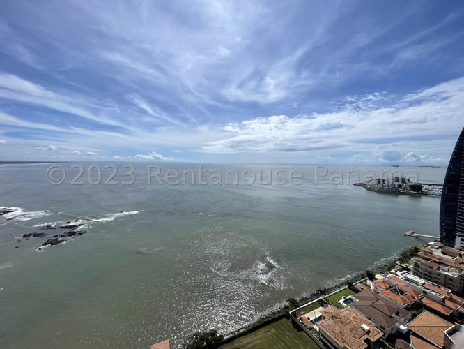 Venta Apartamento Punta Pacífica - YD