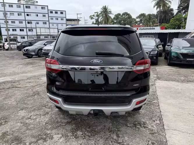 Ford Everest 2019