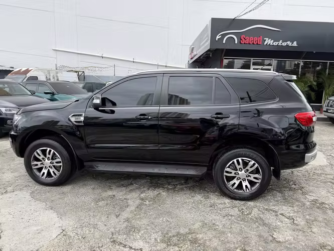 Ford Everest 2019