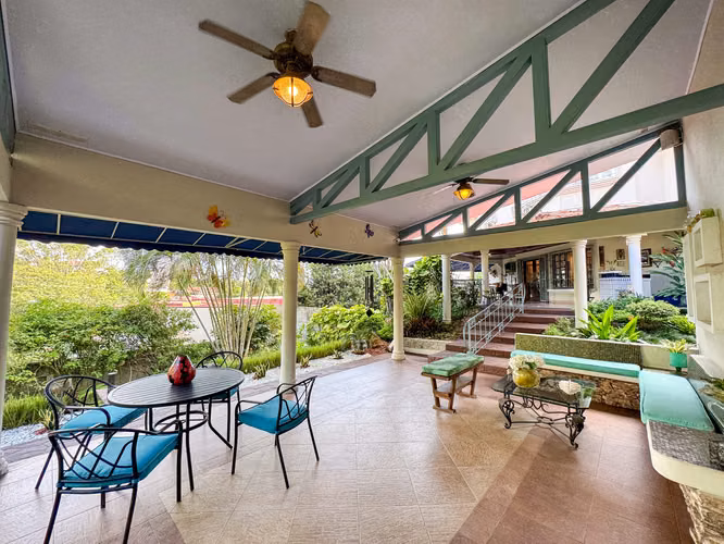 Casa de Lujo en Dos Mares, Ciudad de Panamá, Panamá