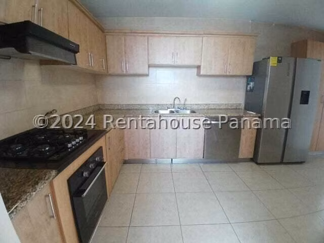 Vendo Apartamento en San Francisco LC24-5967