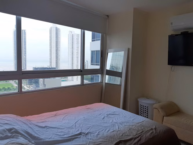 Se Vende Apartamento en Costa del Este MDV27-628