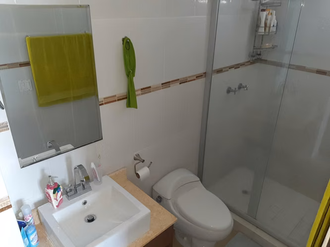 Se Vende Apartamento en Costa del Este MDV27-628