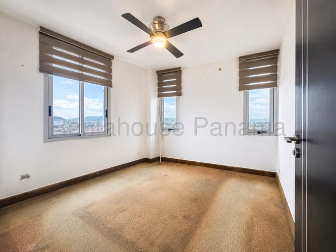 Se Vende Apartamento en Betania YDU