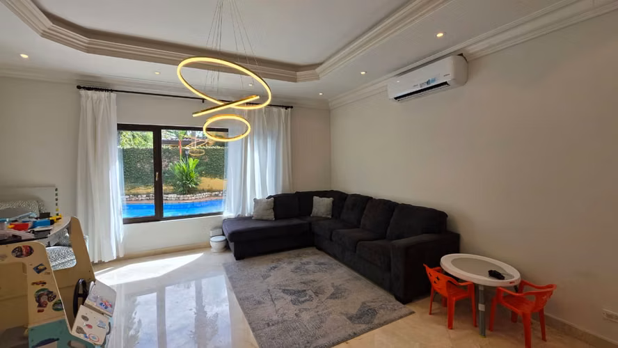 Venta de casa en Costa del Este – PH Antigua