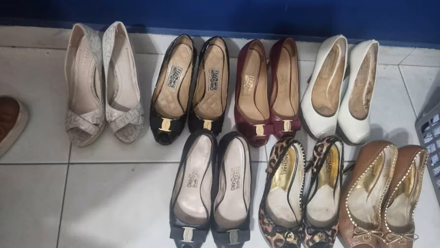 ZAPATOS FERRAGAMOS DE MUJERES TALLA 8 POCO USO
