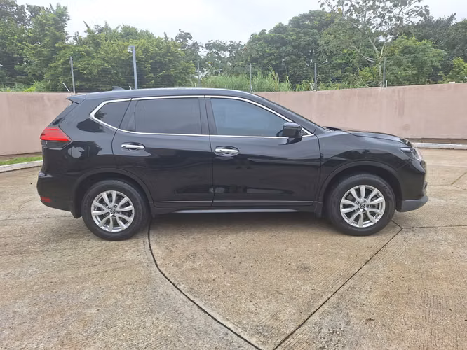 Se vende Nissan Xtrail 2020