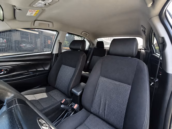 Toyota Yaris 2016 Conservado con extras