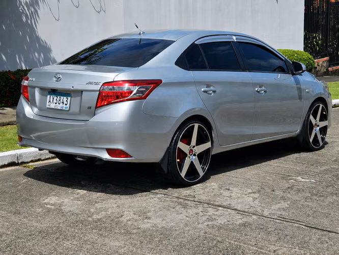 Toyota Yaris 2016 Conservado con extras
