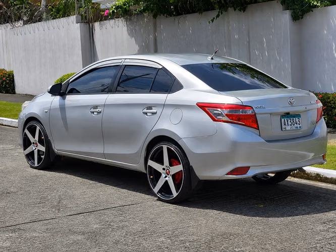Toyota Yaris 2016 Conservado con extras