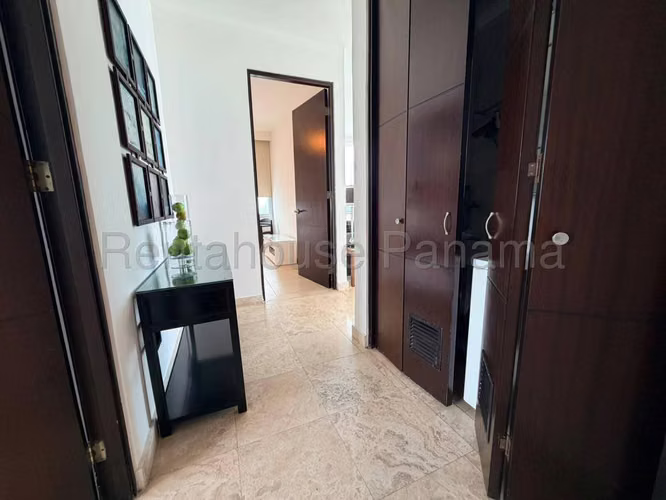 ALQUILER Apartamento amoblado de 194m2 AMD - Imagen 17