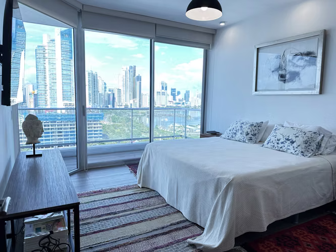 Apartamento Remodelado PH Destiny Avenida Balboa | Vista Mar | Terraza | $260K