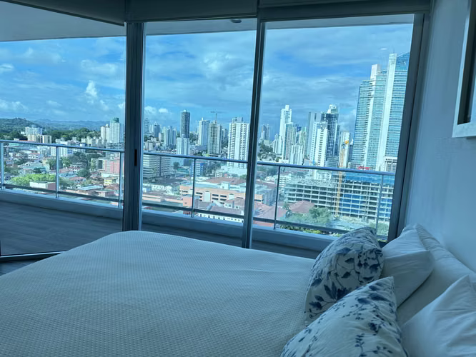 Apartamento Remodelado PH Destiny Avenida Balboa | Vista Mar | Terraza | $260K