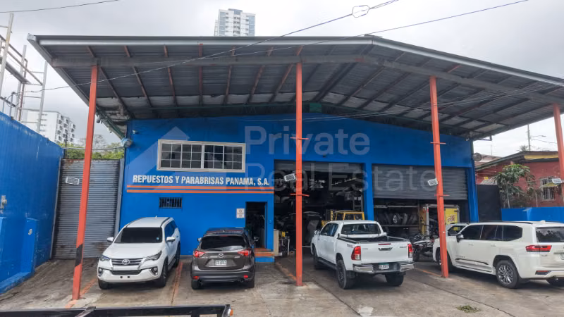 Venta de Bodega en Rio Abajo