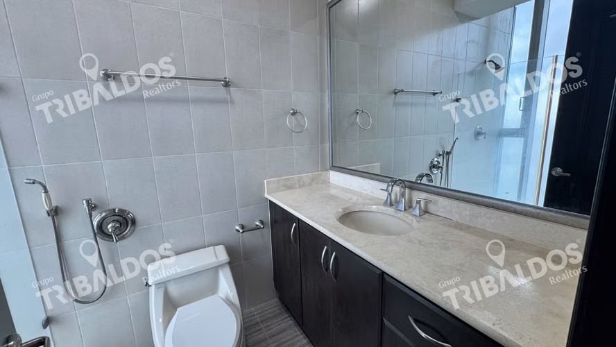 VENTA DE APARTAMENTO EN PH OCEAN TWO