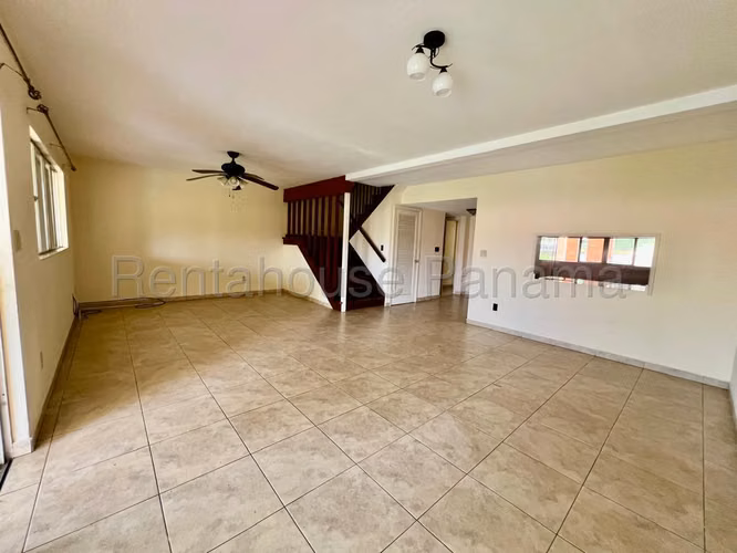 Venta de Casa en Panama Pacifico Villas de Howard EC