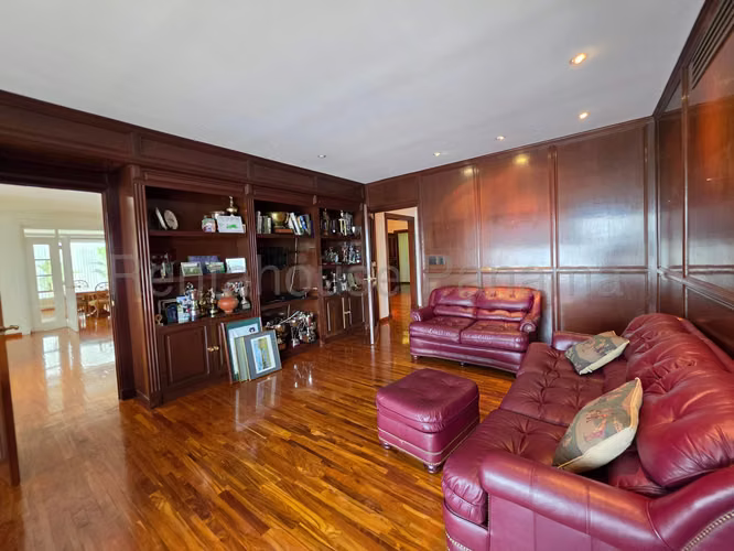 Venta de Apartamento con Línea blanca en Paitilla Ph MARESIAS EC
