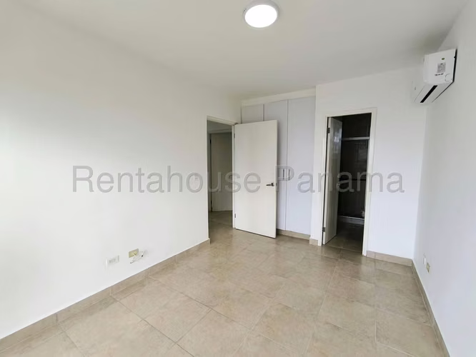 Venta de Apartamento en Arraijan Ph Altamarina KF