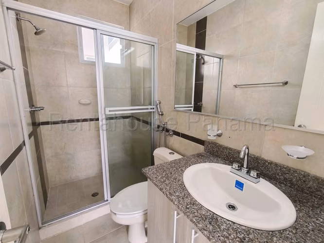Venta de Apartamento en Arraijan Ph Altamarina KF
