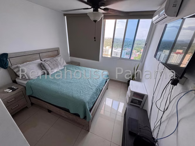 Venta de Apartamento en Villa de las Fuentes Ph Mei KF