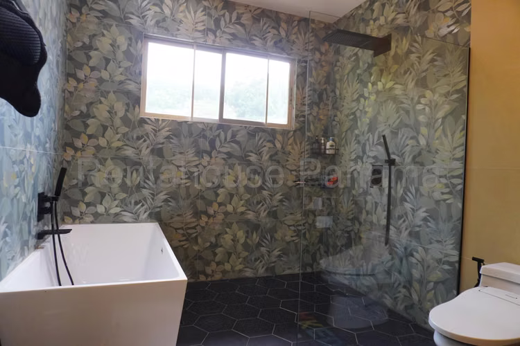 Venta de Casa en Clayton Embassy Garden KF