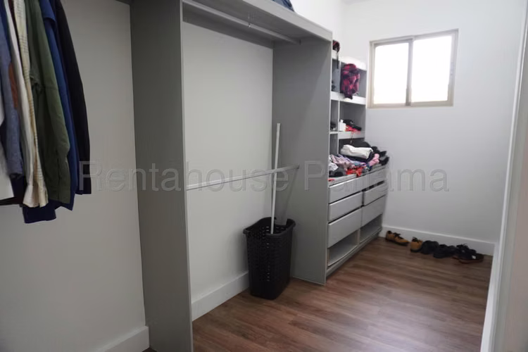 Venta de Casa en Clayton Embassy Garden KF