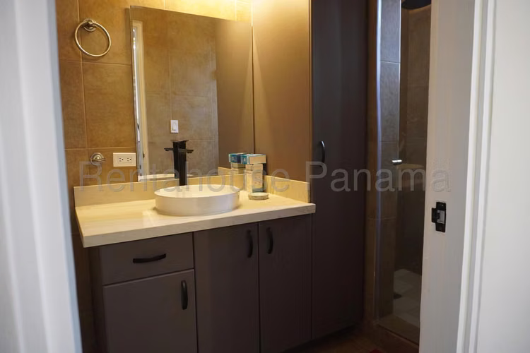 Venta de Casa en Clayton Embassy Garden KF