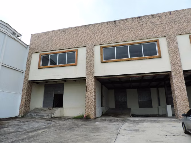 Venta de Galera en Pacora Parque Las Americas KF