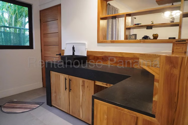 Venta de Casa en Clayton Embassy Garden Solo Cliente Directo MC