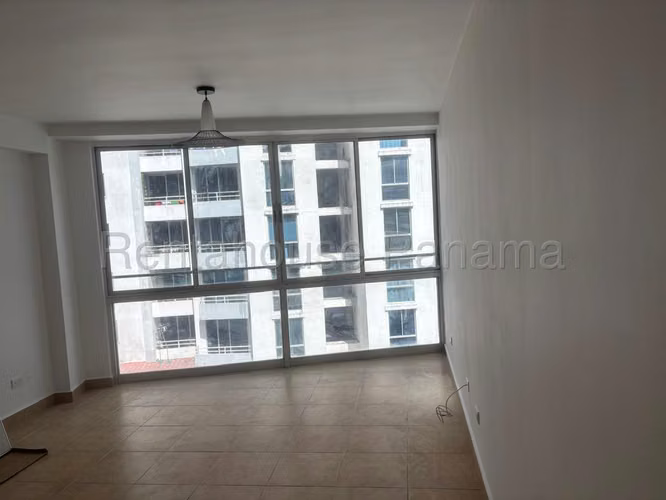 MB27-43 Apartment for sale in Carrasquilla Ph Paseo del Golf Direct Client Only