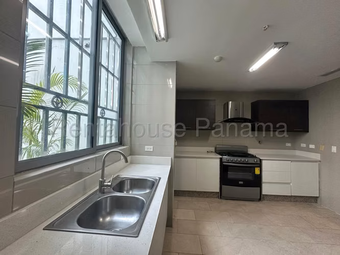 RR VENTA DE APARTAMENTO EN PUNTA PACIFICA PH GRAND TOWER