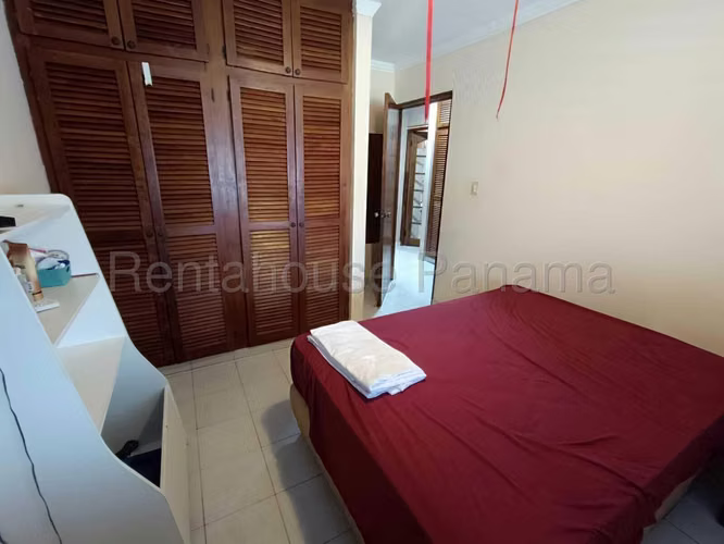 RR VENTA DE CASA EN CHANIS CASABLANCA