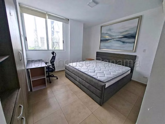 Apartamento en venta en The One Tower 27LRL685