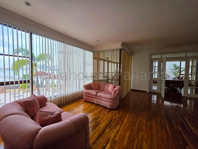 Vendo Apartamento en Paitilla MARESIAS OF27-637