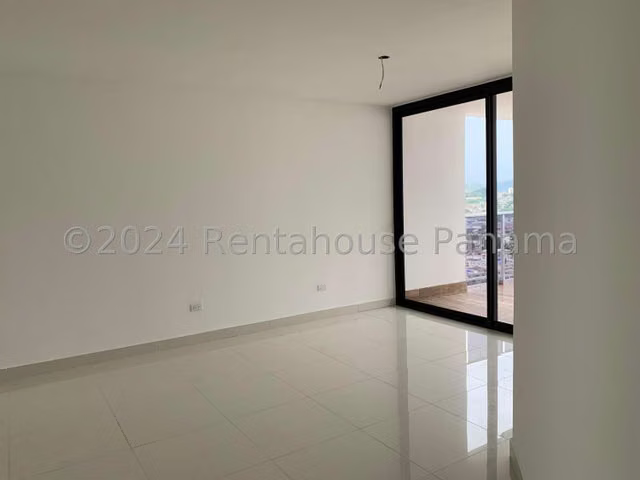 Apartamento en alquiler en PH Carreras Towers 26LRL6838