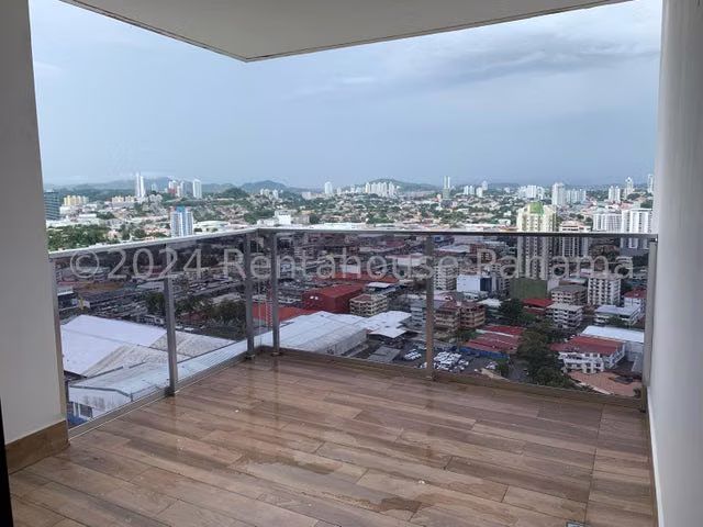 Apartamento en alquiler en PH Carreras Towers 26LRL6838