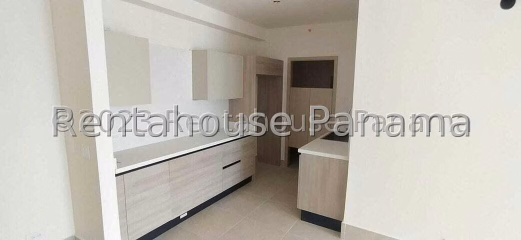 Apartamento en venta en Ocean House Santa Maria