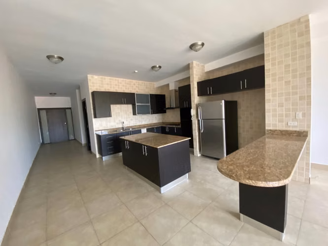 Alquiler de Apartamento en Amador - Imagen 5