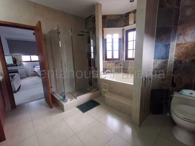Venta de Casa en Costa Sur El Doral