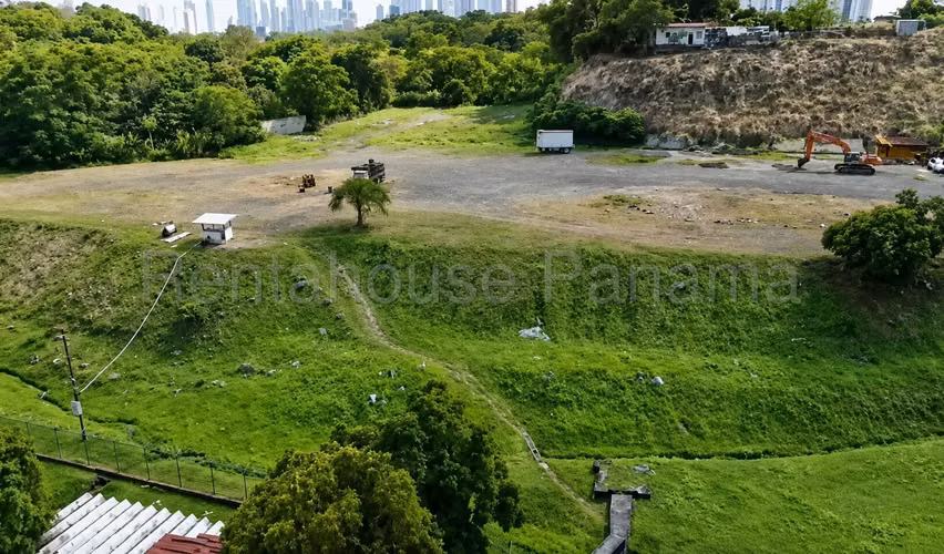 Venta de Terreno en Rio Abajo Terreno plano