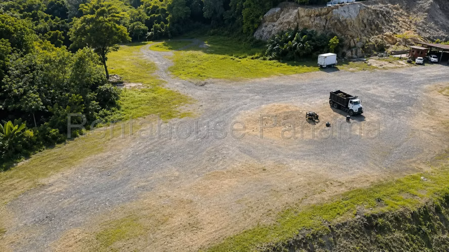Venta de Terreno en Rio Abajo Terreno plano